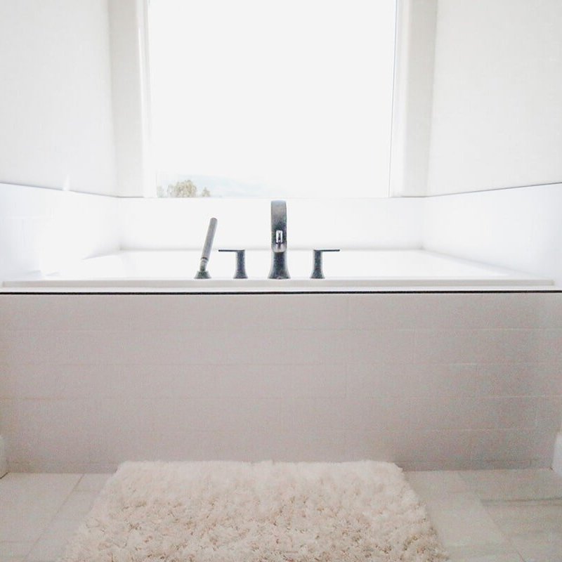 Large soaking tub at 'South Mountain Look' from Pioneer Floor Coverings & Design